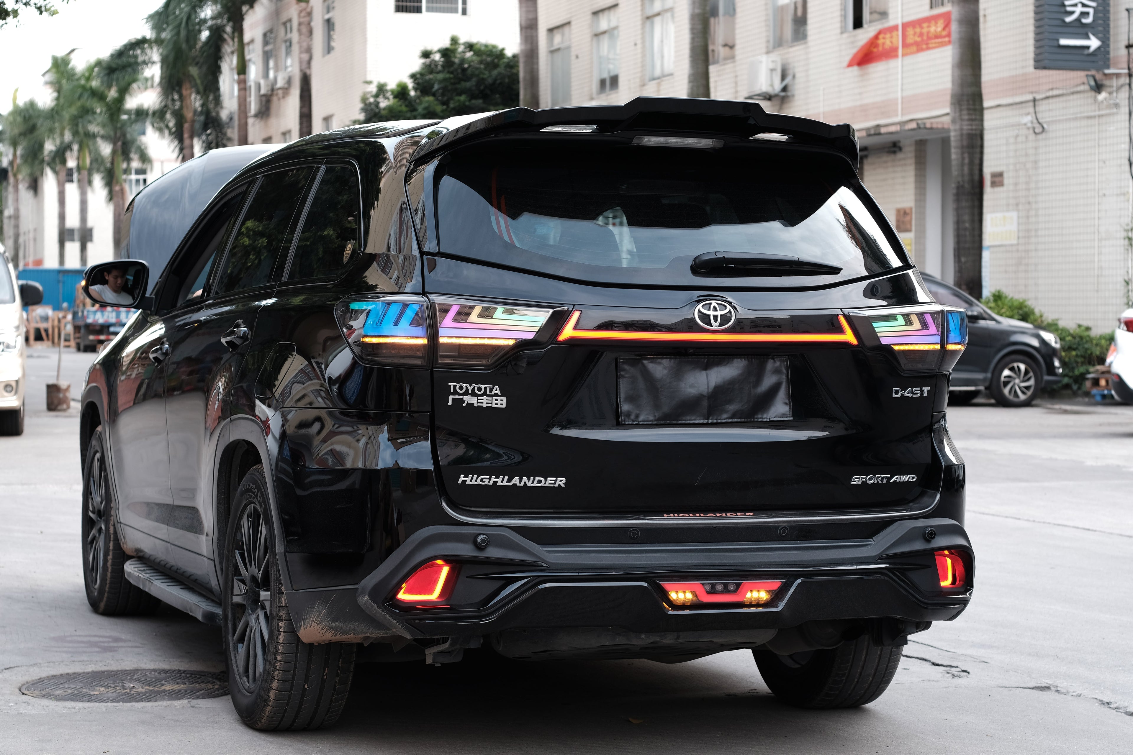 Toyota Highlander 17-21 RGB tail lights - Pair (Left+Right)